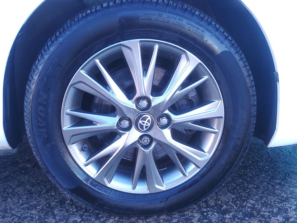 Used Toyota Yaris 2017 for sale - 76711018: Photo 9