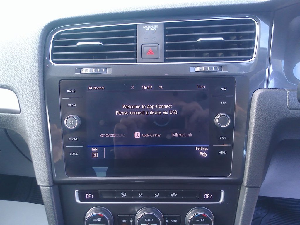 Used Volkswagen Golf 2019 for sale - 76627180: Photo 18