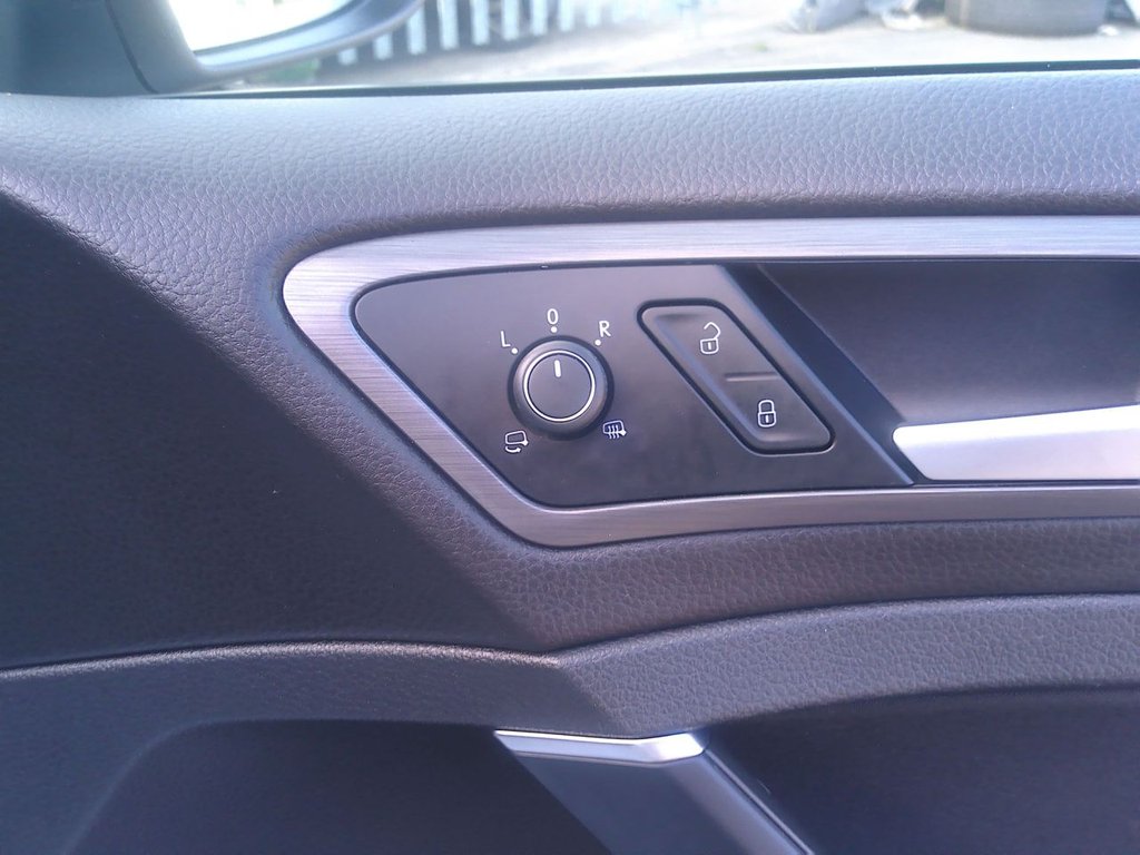 Used Volkswagen Golf 2019 for sale - 76627180: Photo 24