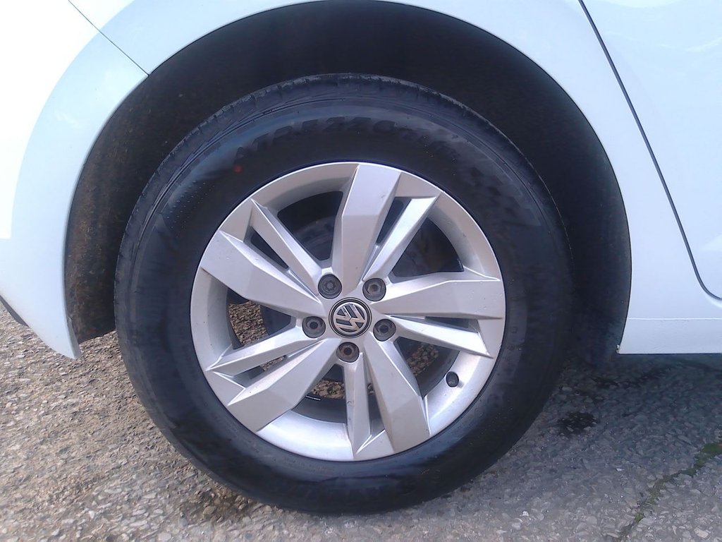 Used Volkswagen Polo 2019 for sale - 77038249: Photo 9