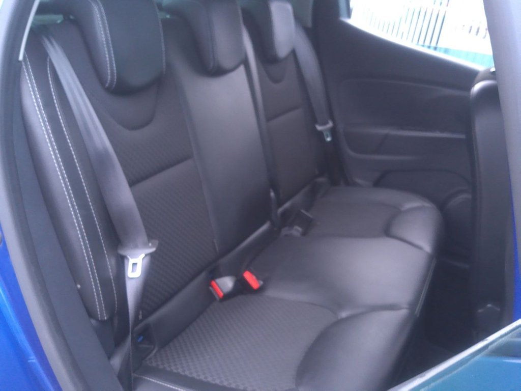 Used Renault Clio 2019 for sale - 76627117: Photo 30