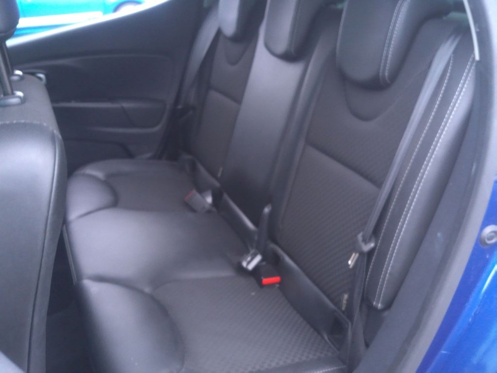 Used Renault Clio 2019 for sale - 76627117: Photo 31