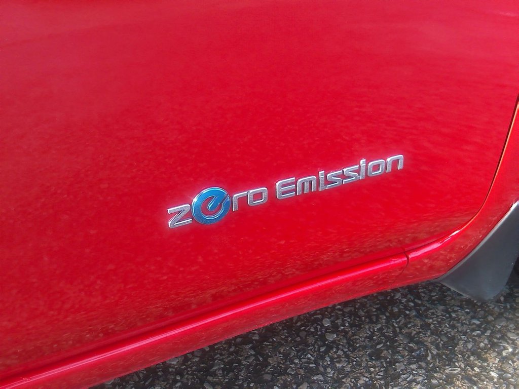 Used Nissan Leaf 2017 for sale - 76627123: Photo 9