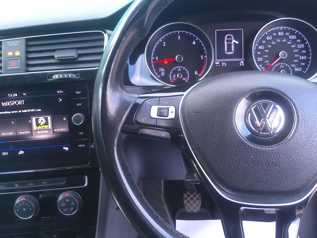 Used Volkswagen Golf 2017 for sale - 77211956: Photo 13