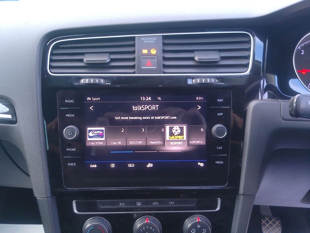 Used Volkswagen Golf 2017 for sale - 77211956: Photo 21