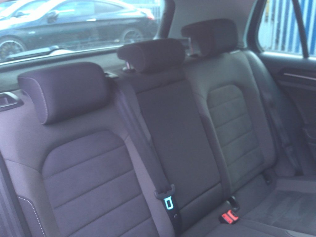 Used Volkswagen Golf 2017 for sale - 77211956: Photo 26