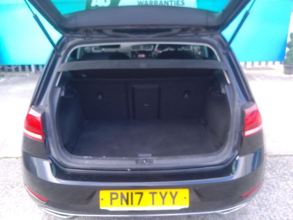 Used Volkswagen Golf 2017 for sale - 77211956: Photo 29