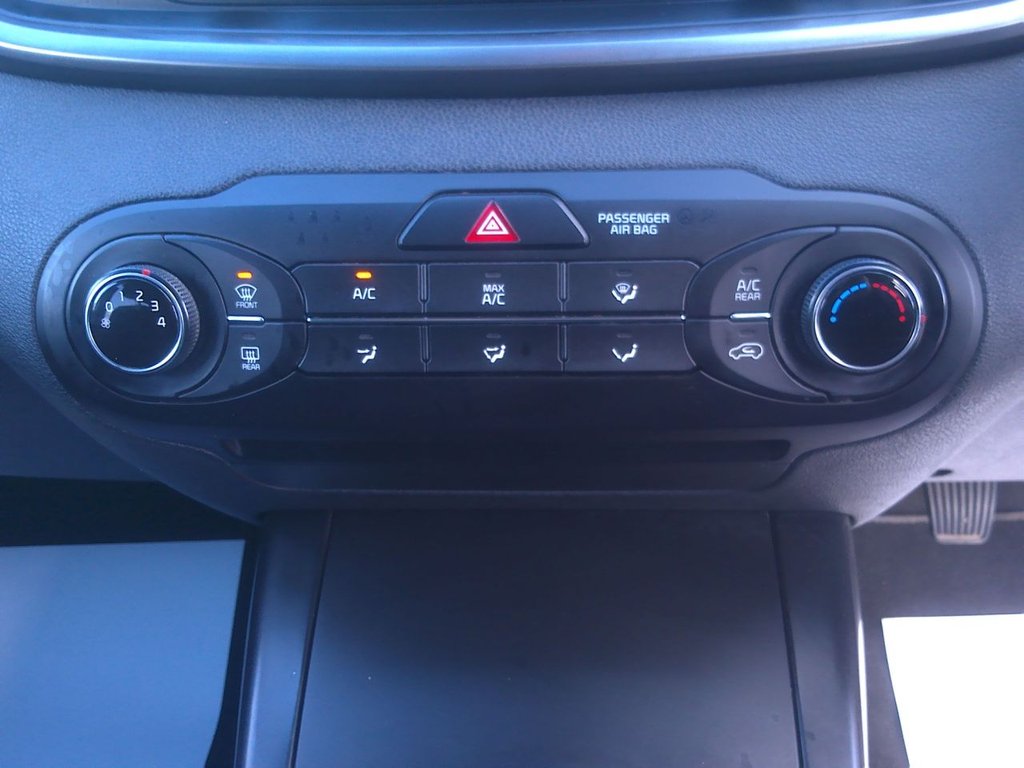 Used Kia Sorento 2017 for sale - 76627173: Photo 19