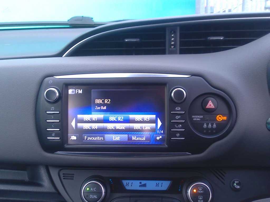 Used Toyota Yaris 2017 for sale - 77313303: Photo 17