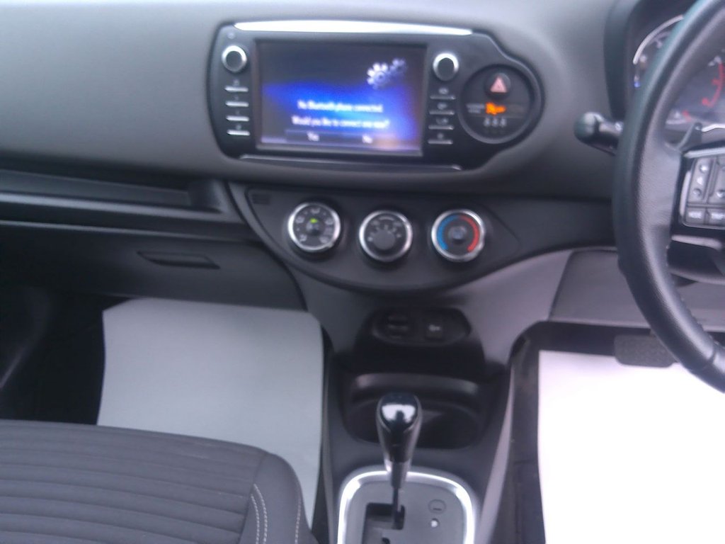 Used Toyota Yaris 2017 for sale - 76710960: Photo 18