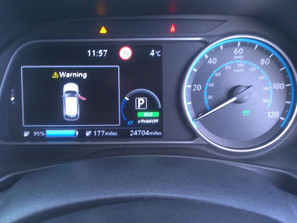 Used Nissan Leaf 2020 for sale - 76900946: Photo 17