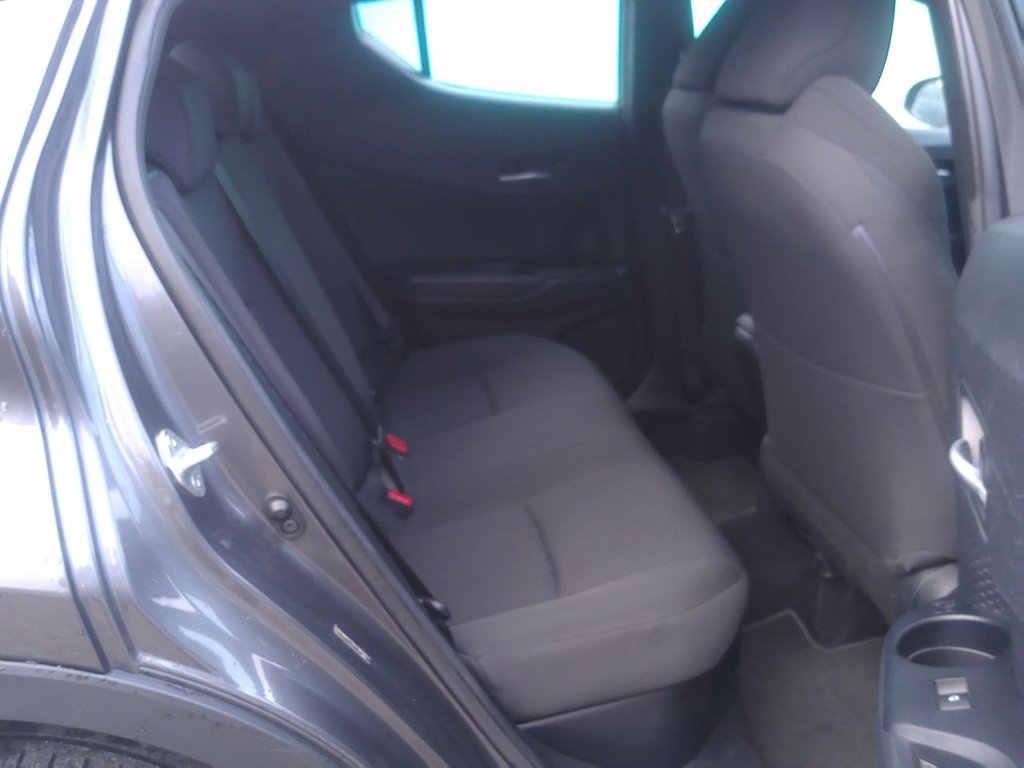 Used Toyota C-HR 2018 for sale - 76962781: Photo 24