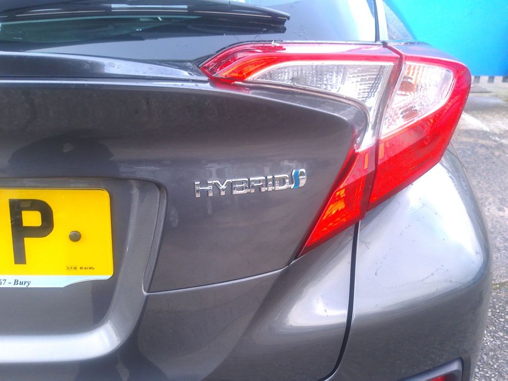 Used Toyota C-HR 2018 for sale - 76962781: Photo 9