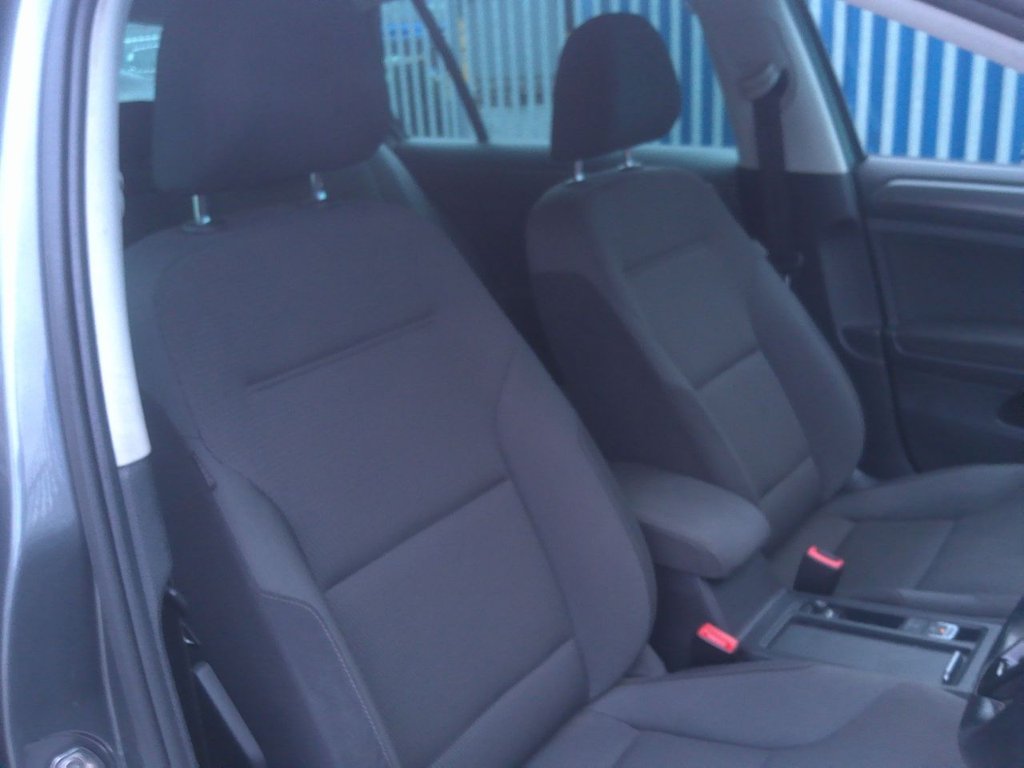 Used Volkswagen Golf 2020 for sale - 76627155: Photo 21