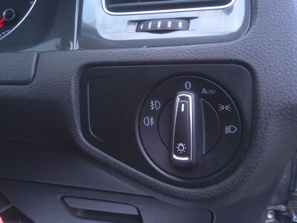 Used Volkswagen Golf 2020 for sale - 76627155: Photo 22