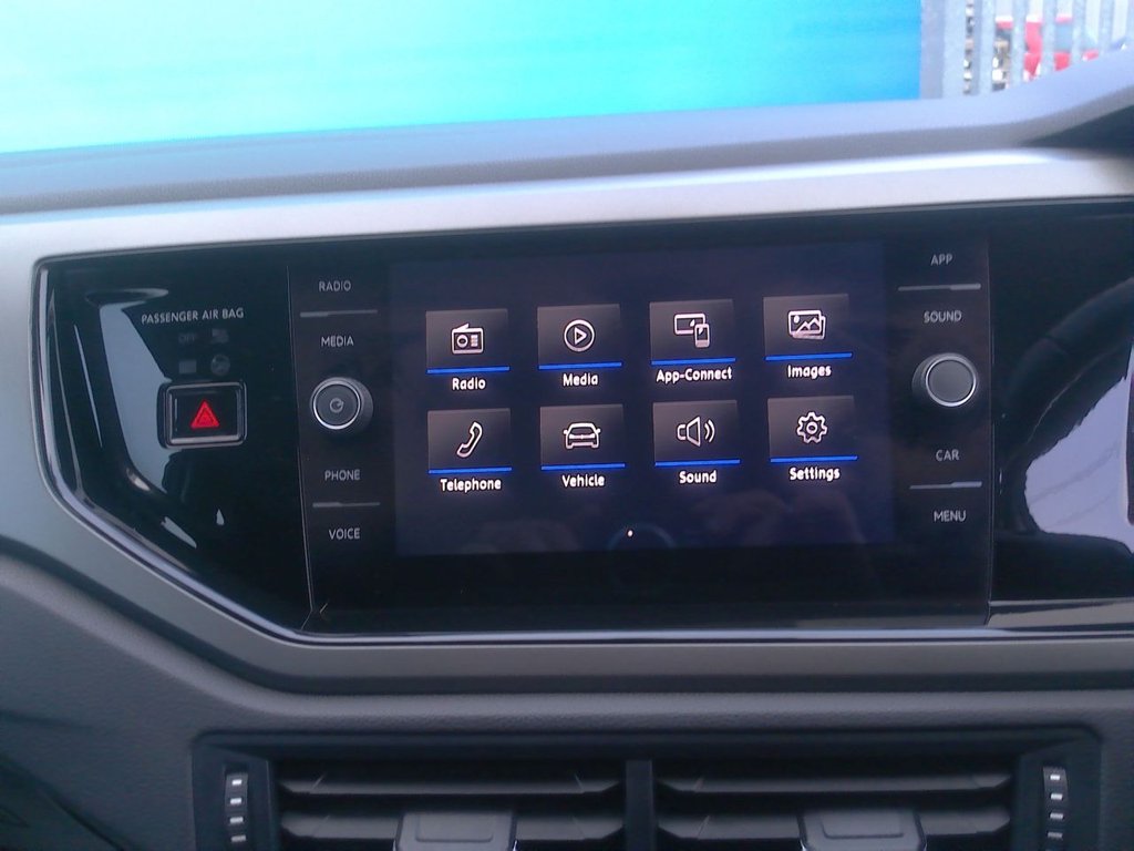 Used Volkswagen Polo 2018 for sale - 76768642: Photo 11