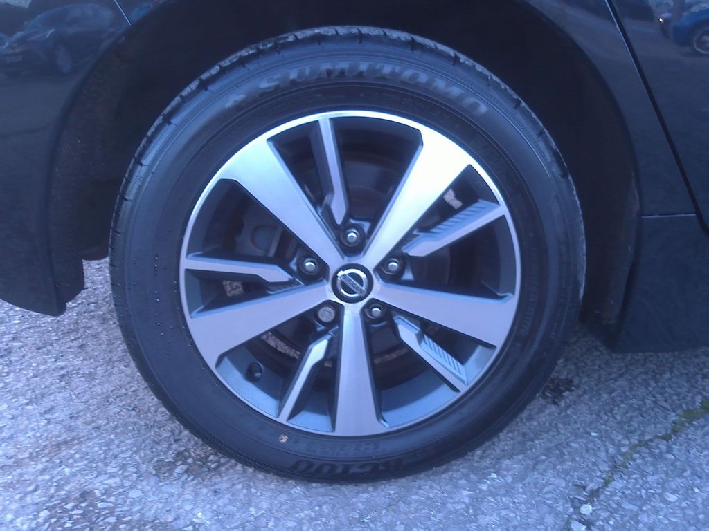 Used Nissan Leaf 2021 for sale - 76950725: Photo 10