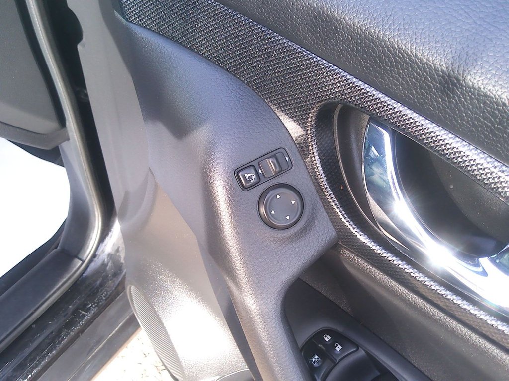 Used Nissan X-Trail 2016 for sale - 77693645: Photo 19