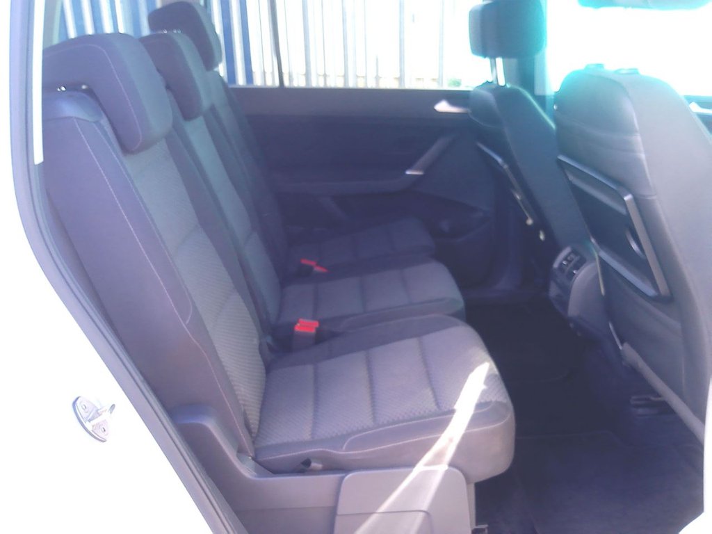 Used Volkswagen Touran 2016 for sale - 76627179: Photo 24