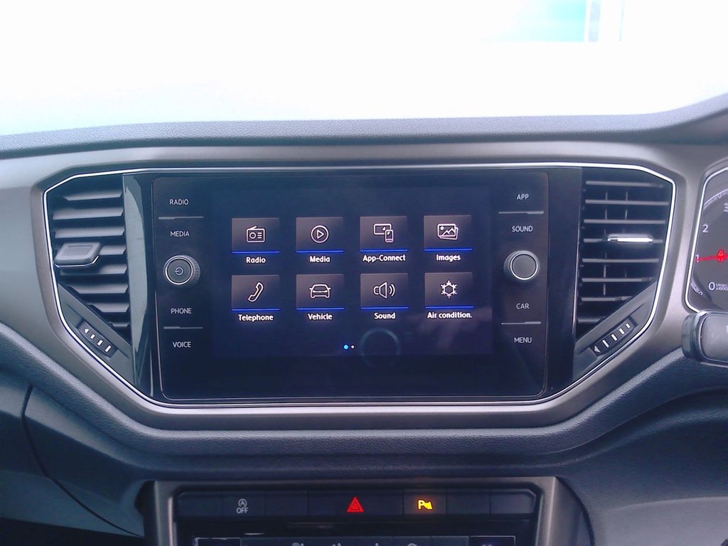 Used Volkswagen T-Roc 2018 for sale - 77636758: Photo 16