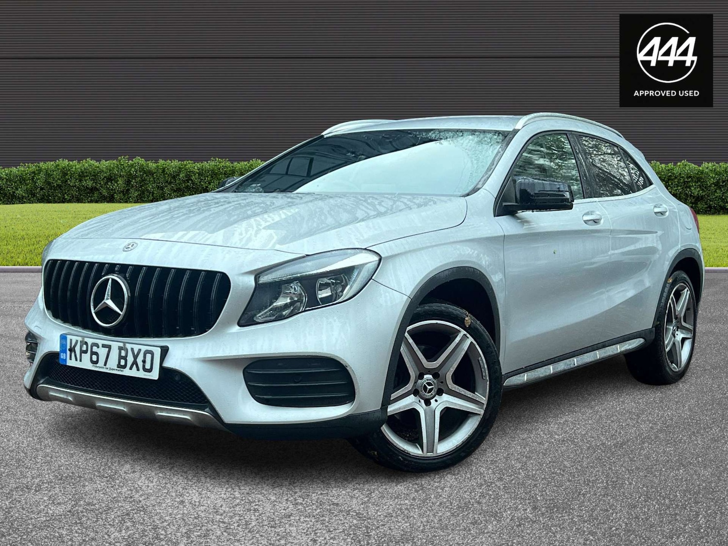 Used Mercedes-Benz GLA 2017 for sale - 77152834: Photo 2