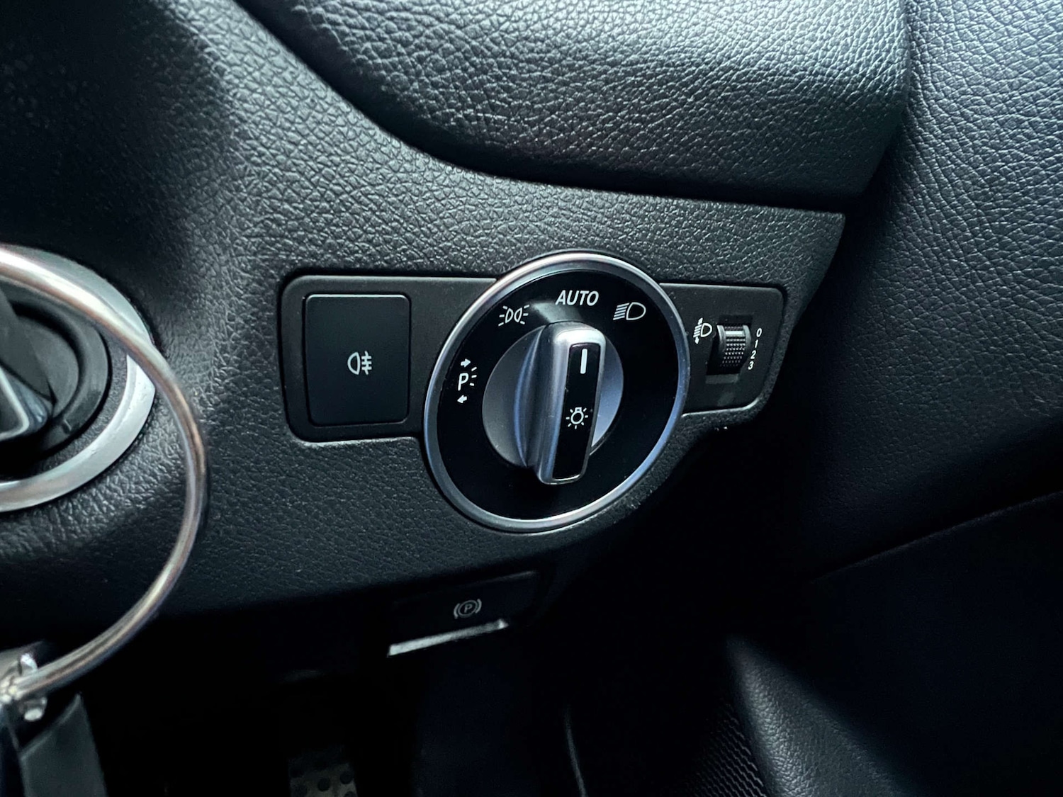 Used Mercedes-Benz GLA 2017 for sale - 77152834: Photo 59