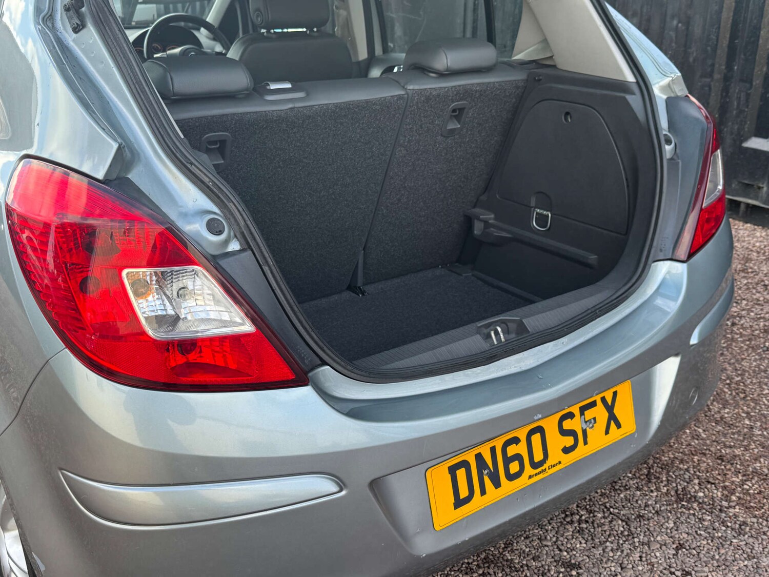 Used Vauxhall Corsa 2010 for sale - 77821619: Photo 37