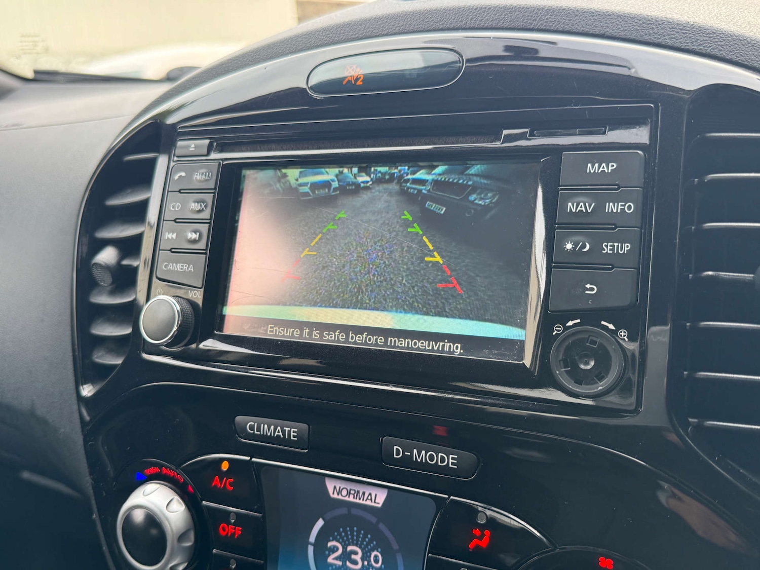 Used Nissan Juke 2014 for sale - 77394885: Photo 24