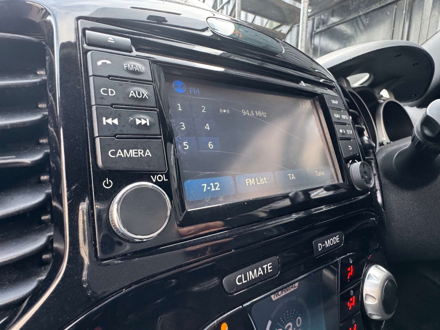 Used Nissan Juke 2014 for sale - 77394885: Photo 40