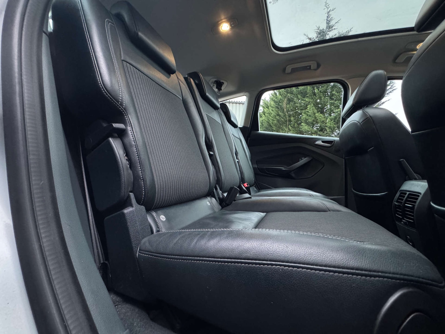 Used Ford C-Max 2014 for sale - 77591953: Photo 25