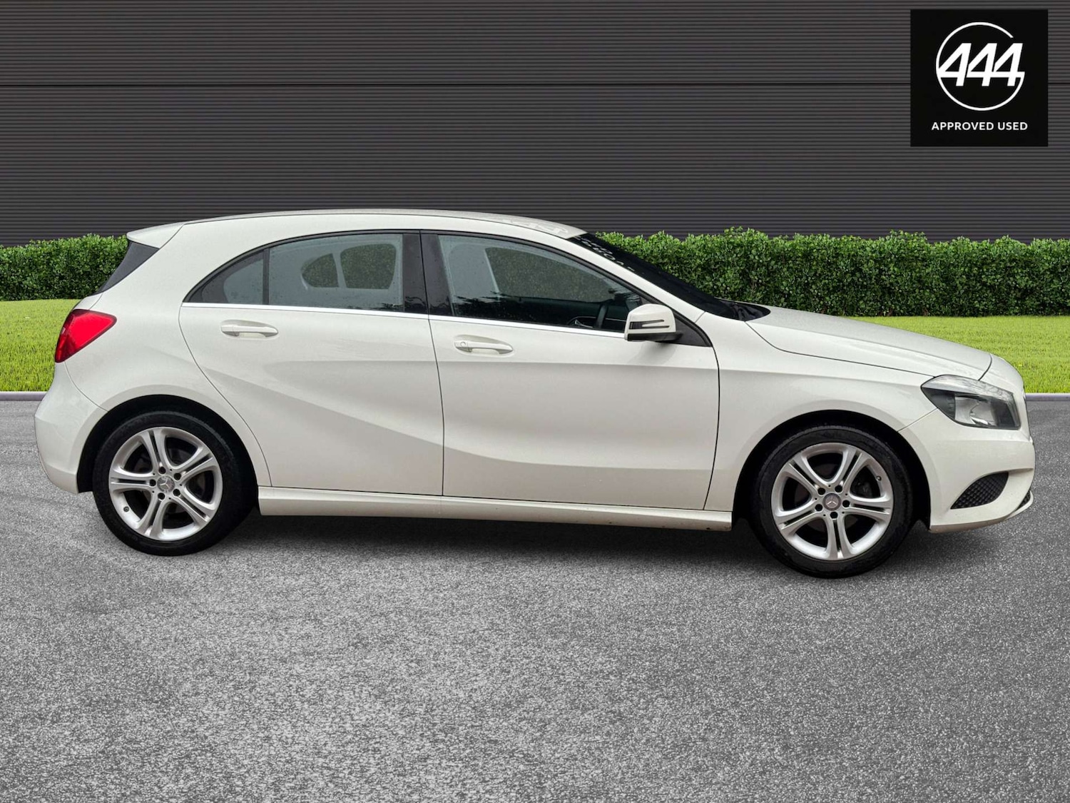 Used Mercedes-Benz A-Class 2015 for sale - 77380690: Photo 12