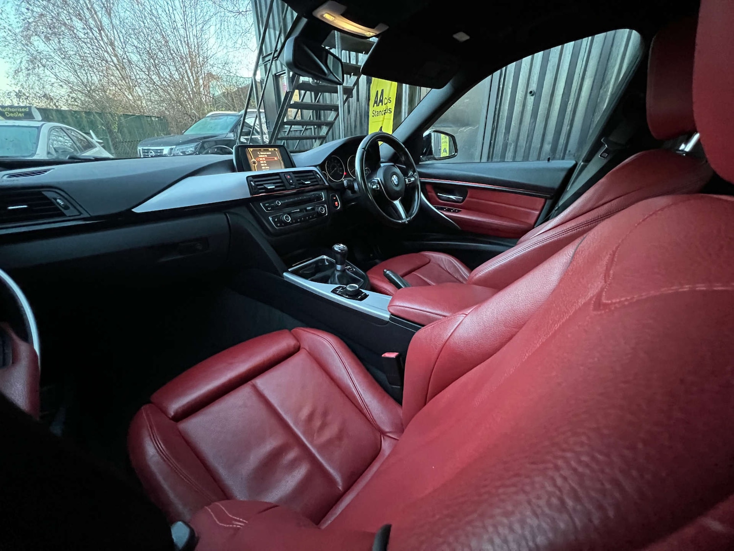 Used BMW 3 Series 2012 for sale - 77138686: Photo 24