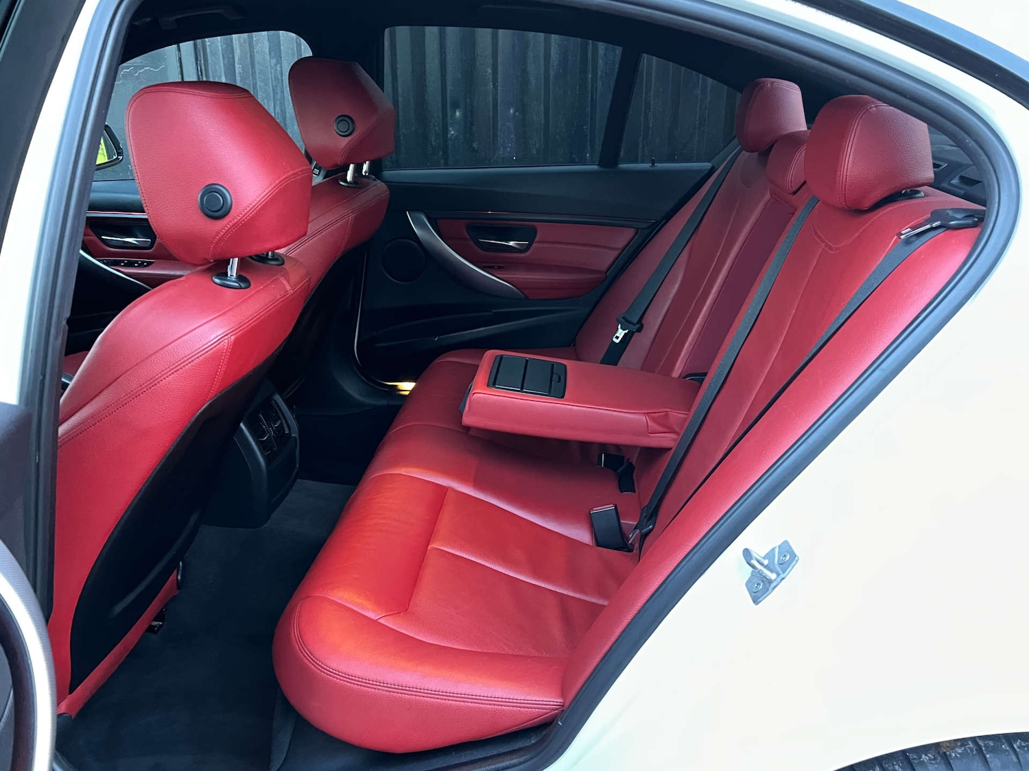 Used BMW 3 Series 2012 for sale - 77138686: Photo 28