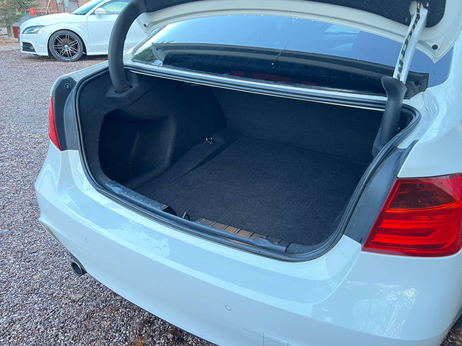 Used BMW 3 Series 2012 for sale - 77138686: Photo 31