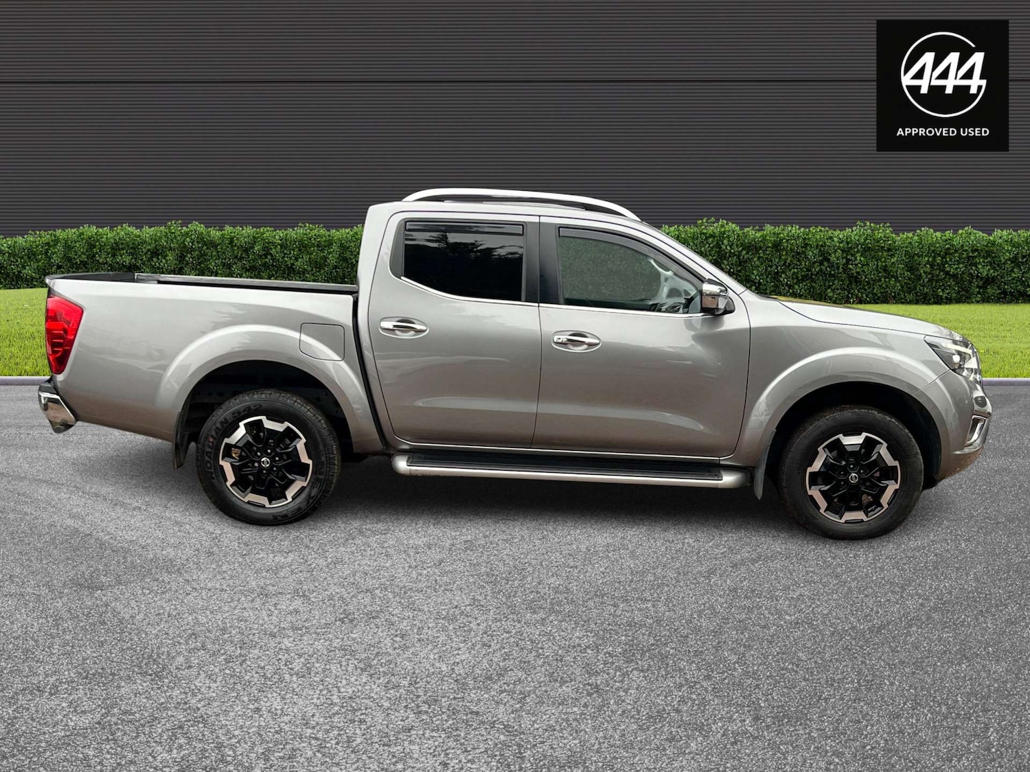 Used Nissan Navara 2019 for sale - 77152823: Photo 2