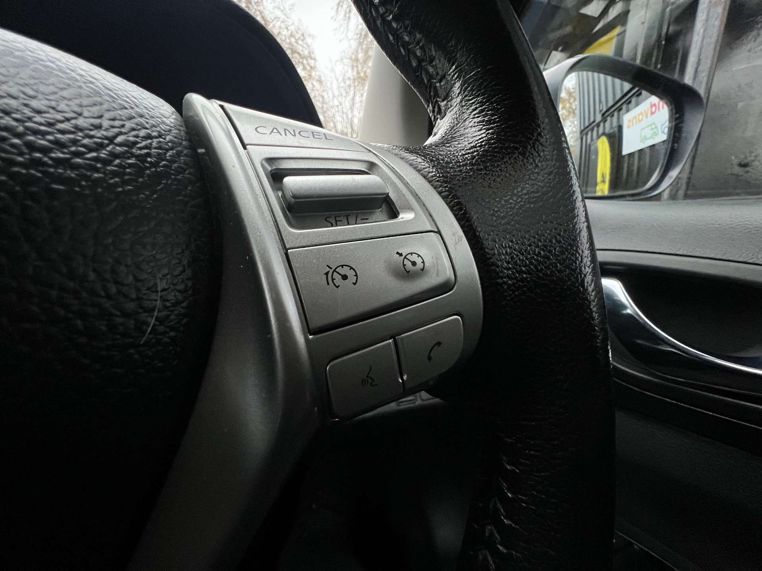 Used Nissan Navara 2019 for sale - 77152823: Photo 29