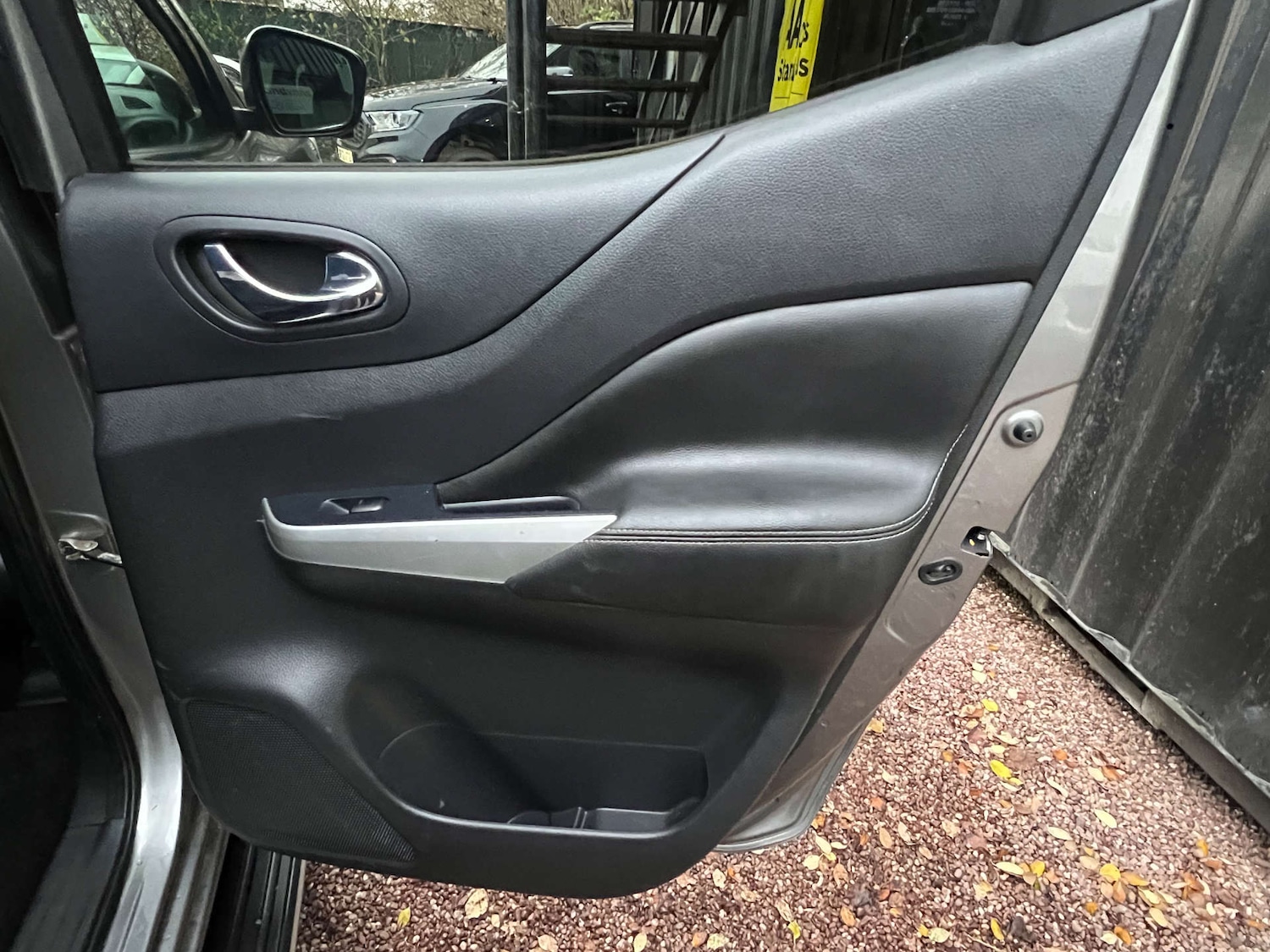 Used Nissan Navara 2019 for sale - 77152823: Photo 45