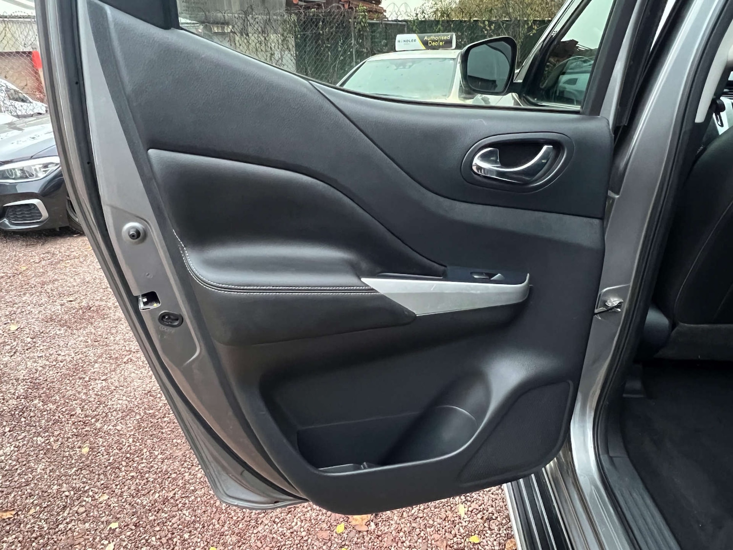 Used Nissan Navara 2019 for sale - 77152823: Photo 48