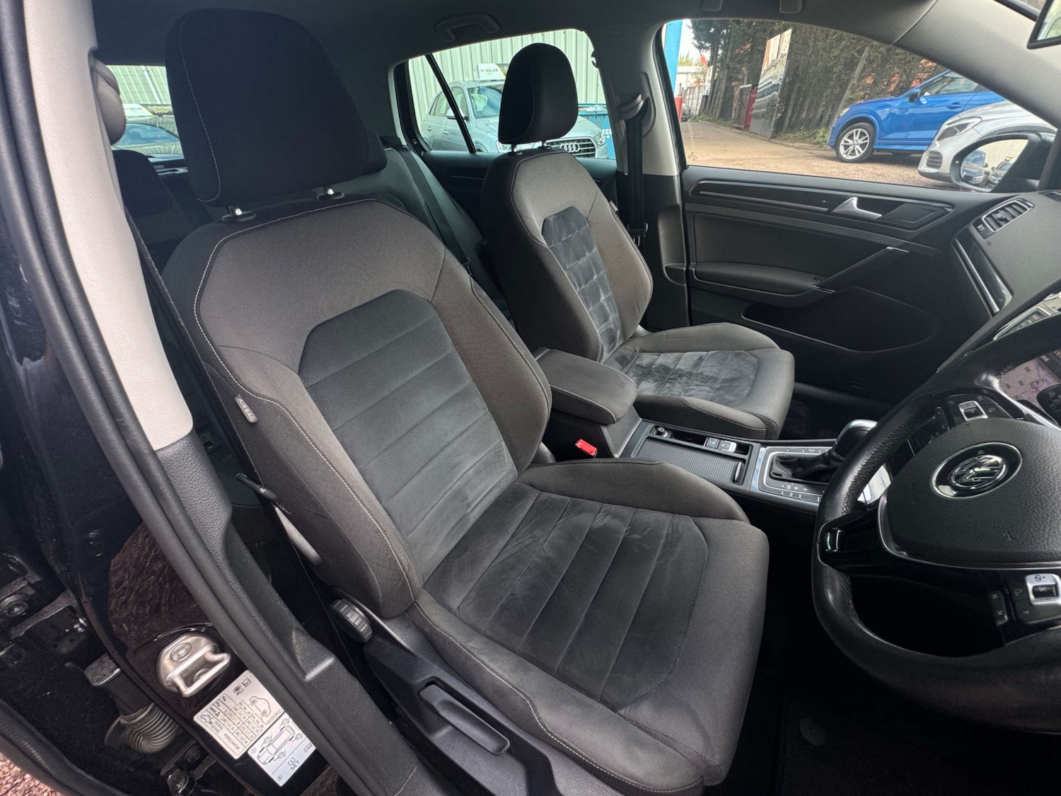 Used Volkswagen Golf 2015 for sale - 77762383: Photo 17