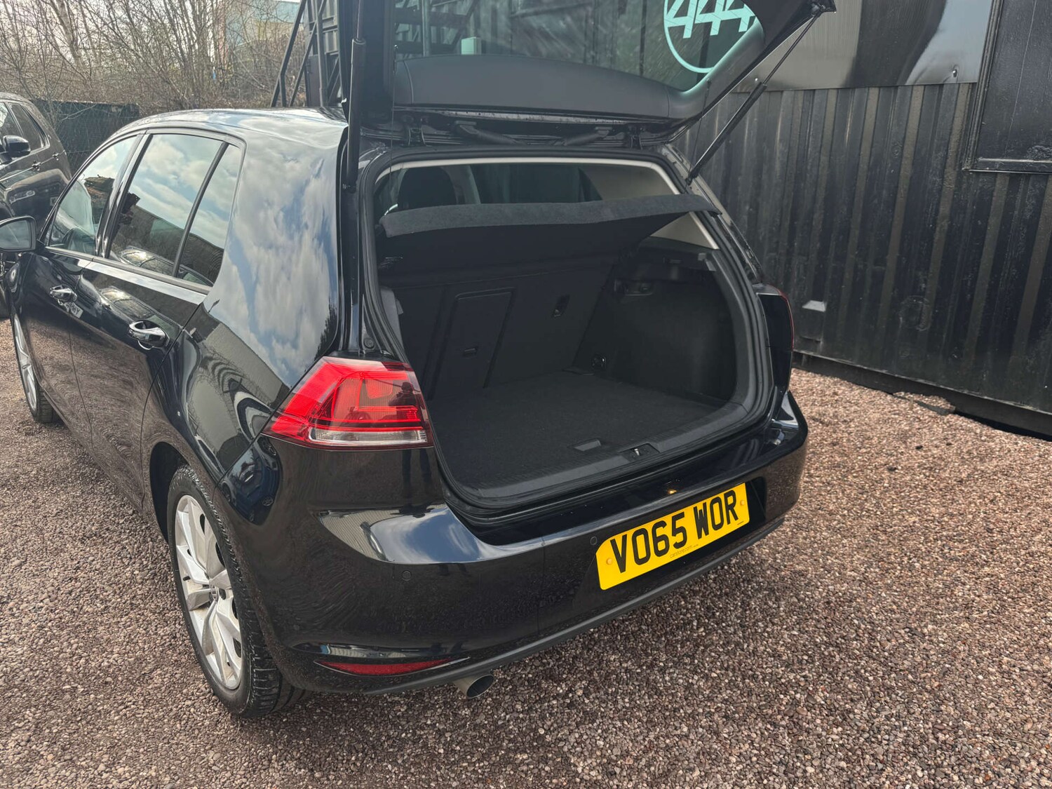 Used Volkswagen Golf 2015 for sale - 77762383: Photo 38