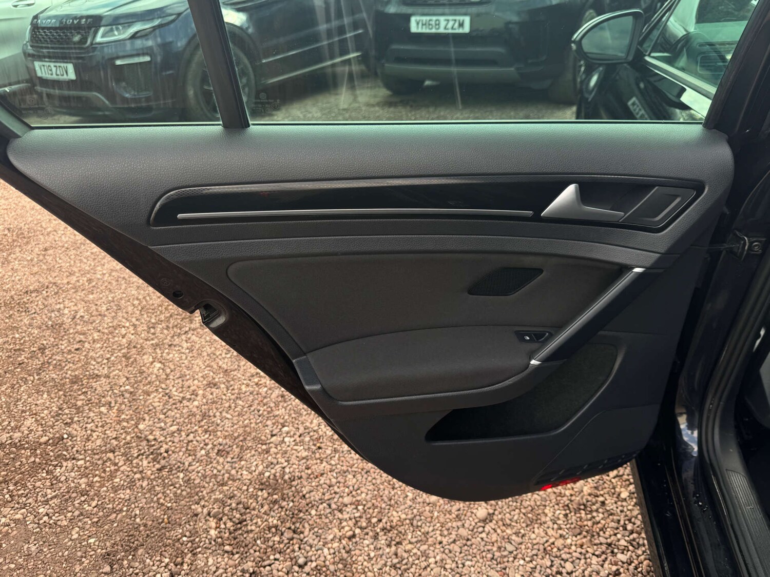 Used Volkswagen Golf 2015 for sale - 77762383: Photo 46