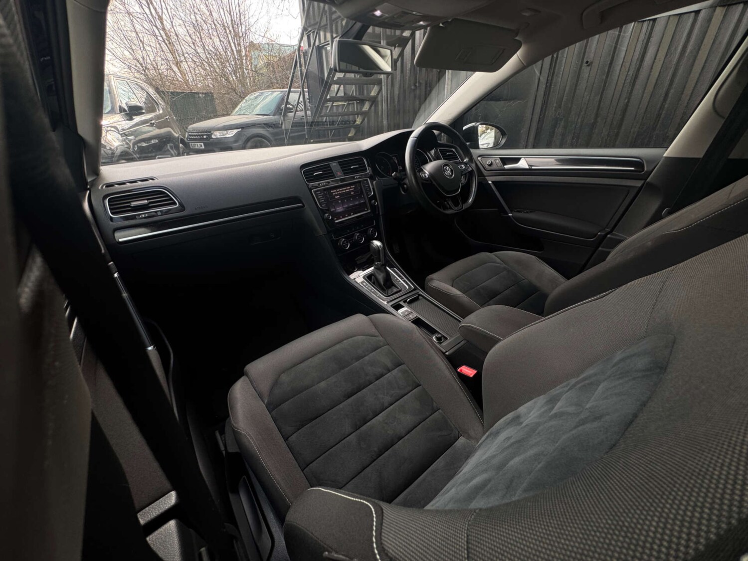 Used Volkswagen Golf 2015 for sale - 77762383: Photo 48