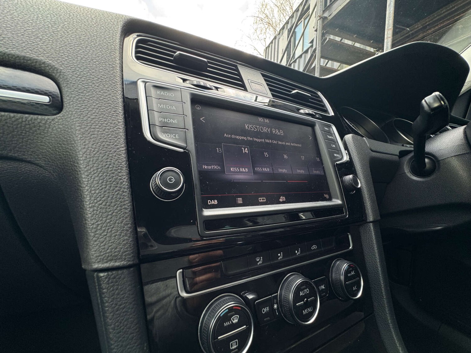 Used Volkswagen Golf 2015 for sale - 77762383: Photo 54