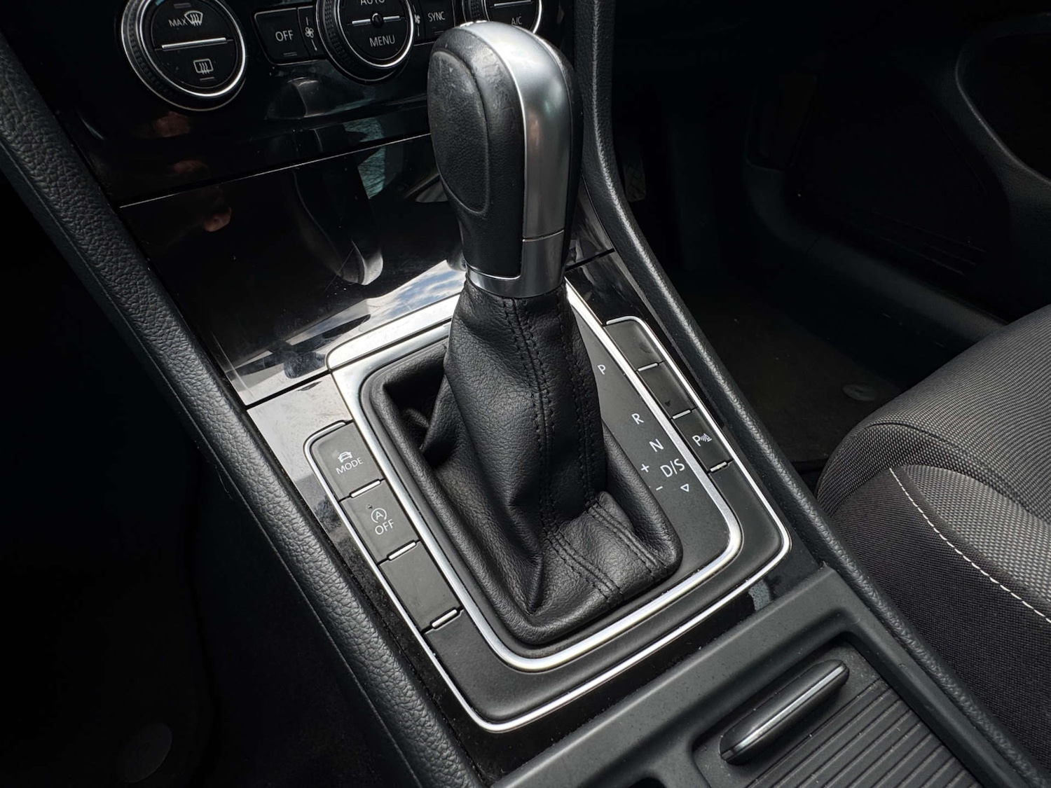 Used Volkswagen Golf 2015 for sale - 77762383: Photo 58