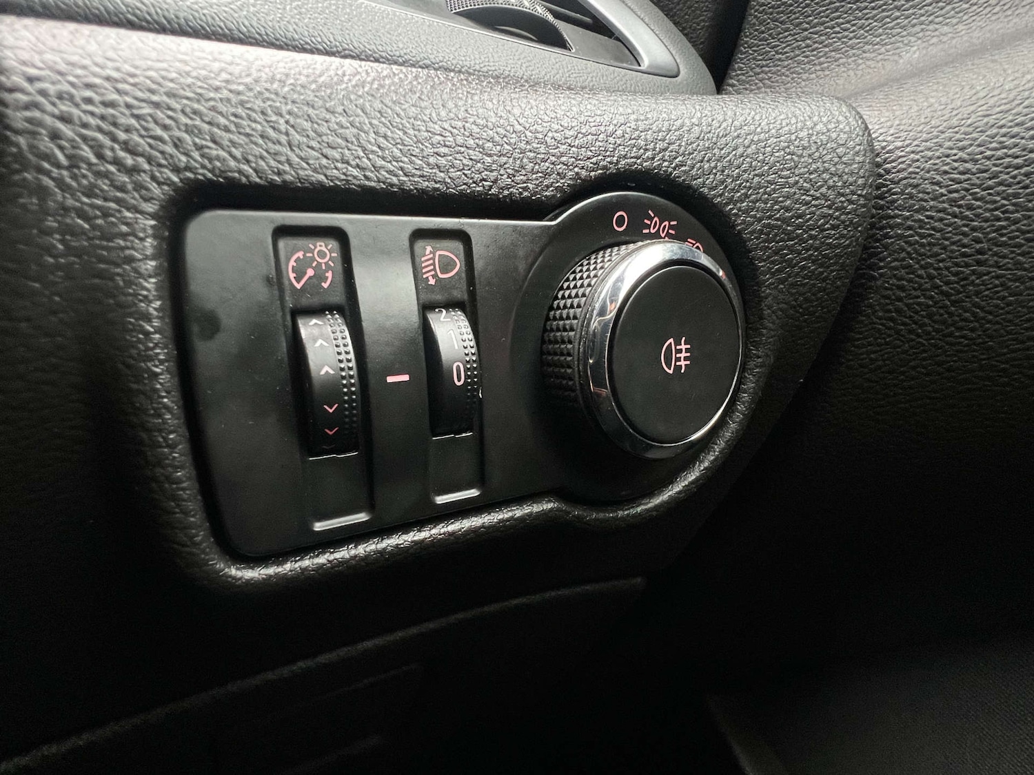 Used Vauxhall Astra GTC 2014 for sale - 77138696: Photo 41