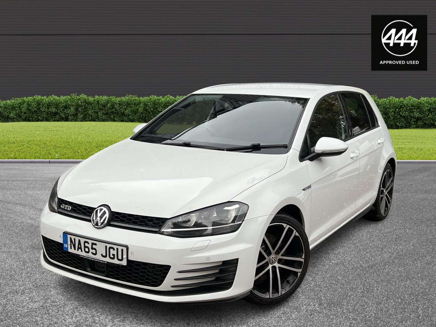 Used Volkswagen Golf 2015 for sale - 77610592: Photo 12
