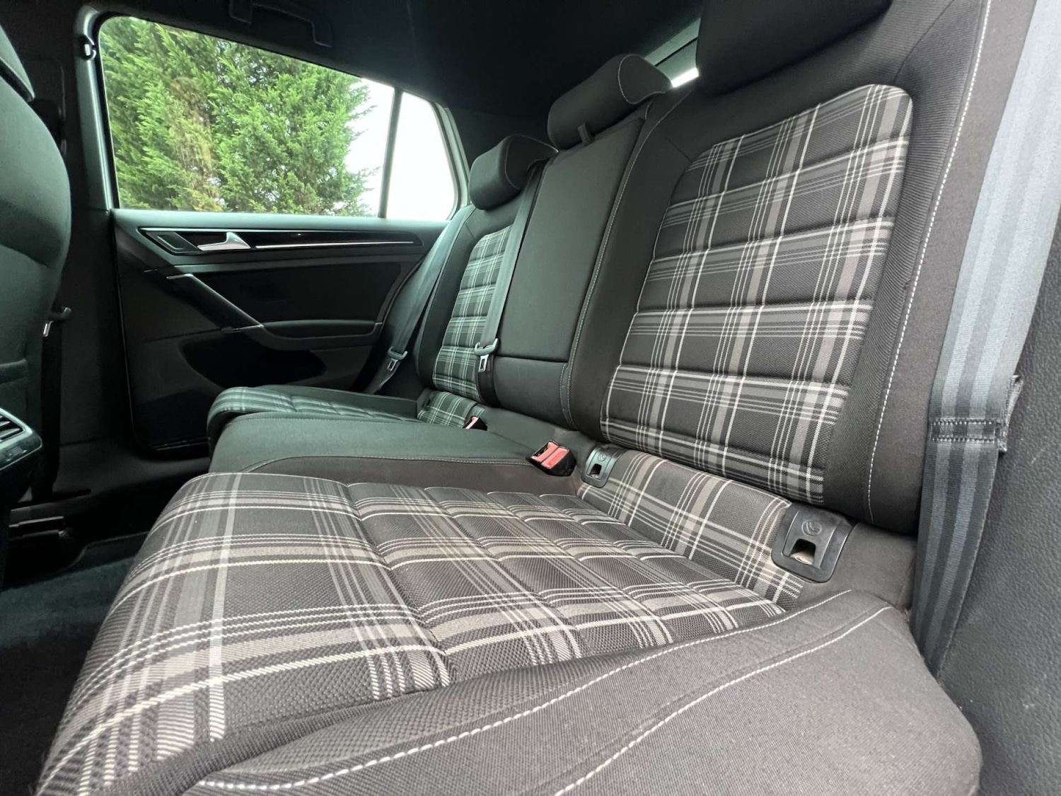 Used Volkswagen Golf 2015 for sale - 77610592: Photo 35