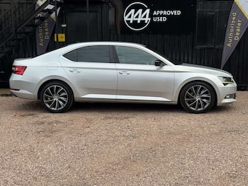 Used Skoda Superb 2016 for sale - 79740085: Photo