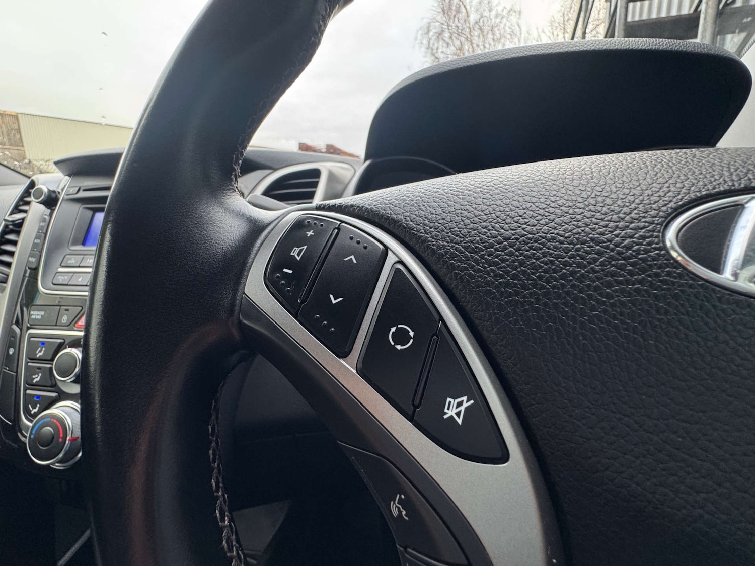 Used Hyundai i30 2014 for sale - 77406137: Photo 29