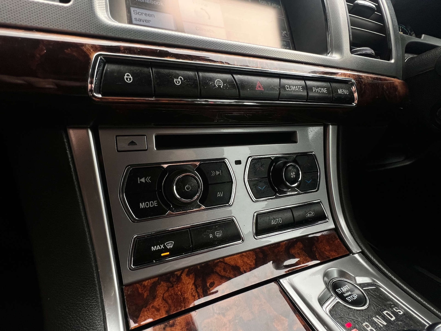 Used Jaguar XF 2012 for sale - 77152859: Photo 17